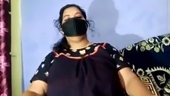 Sexy Indian Mature Wife Gives A Blowjob
