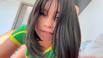 น้องสาวที่ไร้เดียงสาของฉันกลายเป็นจิ้งจอกเงี่ยนและต้องการจุดสุดยอดของฉัน